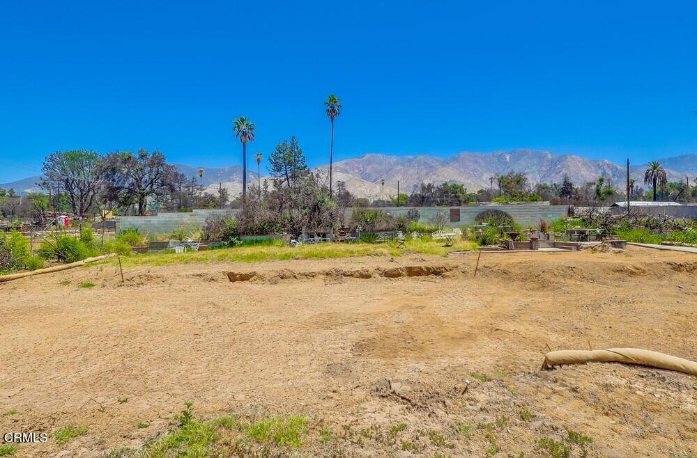 385 East Mariposa Street Altadena, CA 91001 - Photo 29 of 35 385-e-mariposa-st-033_web