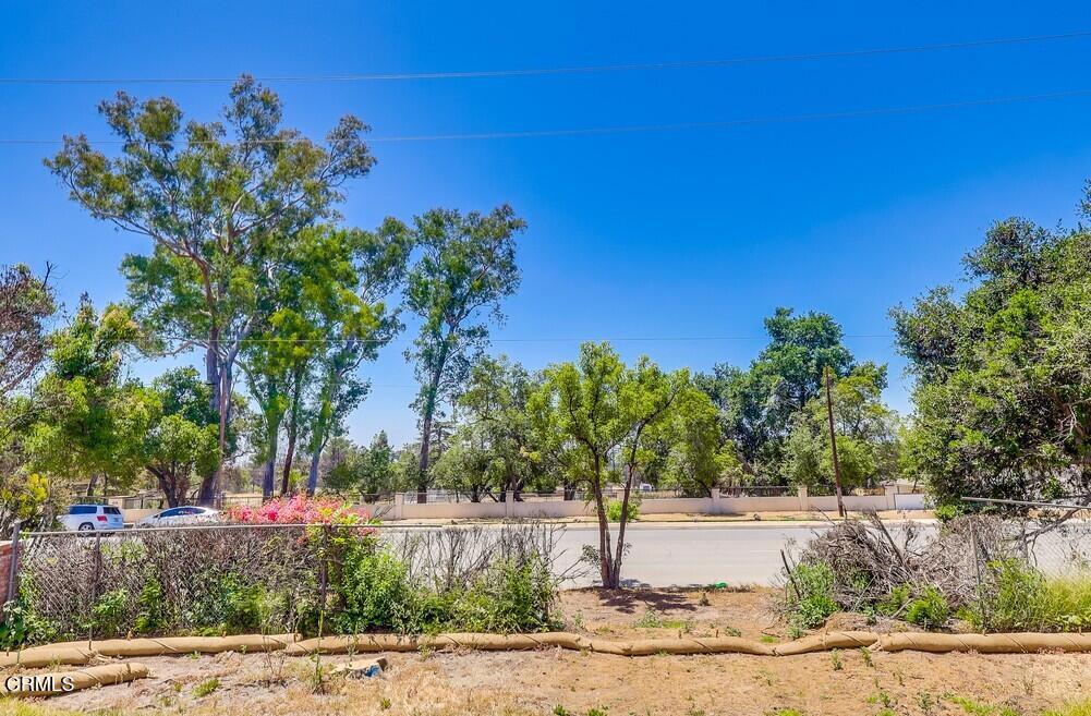 385 East Mariposa Street Altadena, CA 91001 - Photo 34 of 35 385-e-mariposa-st-037_web