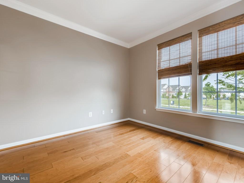 9629 Biggs Road Middle River, MD 21220 - Photo 8 of 33