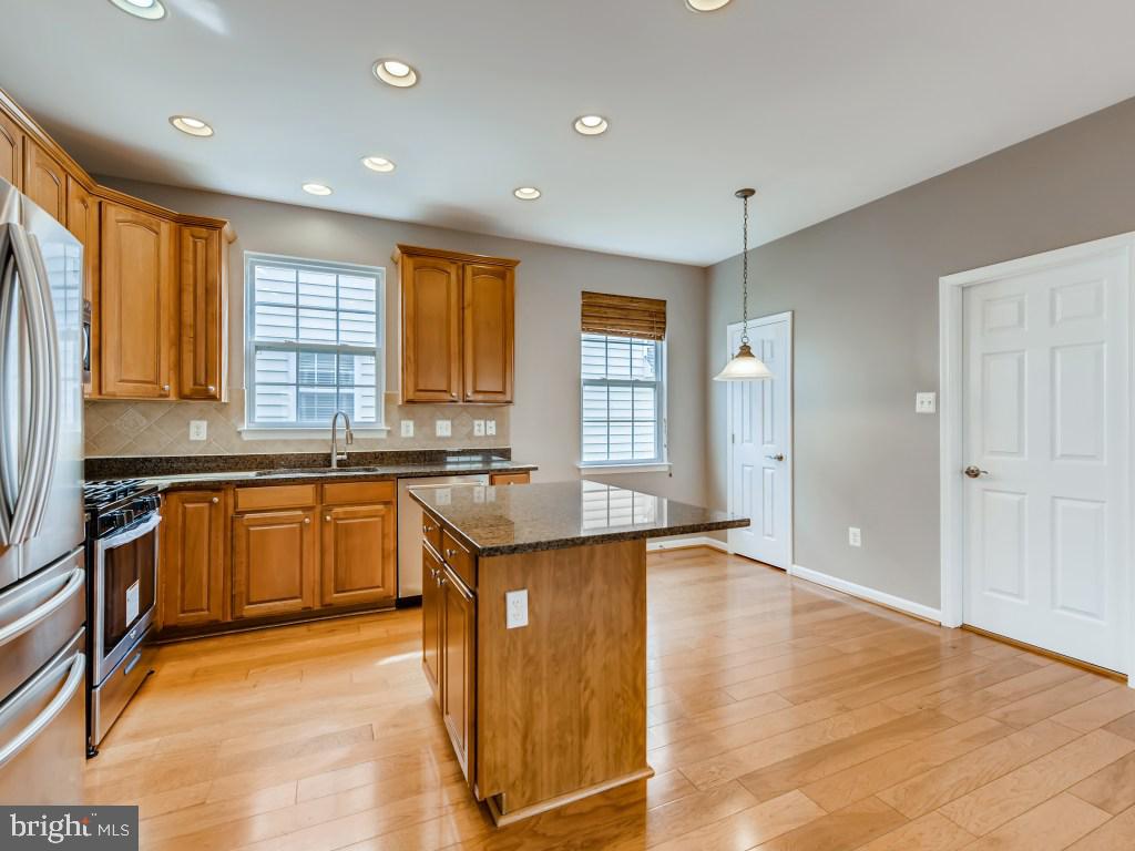 9629 Biggs Road Middle River, MD 21220 - Photo 10 of 33