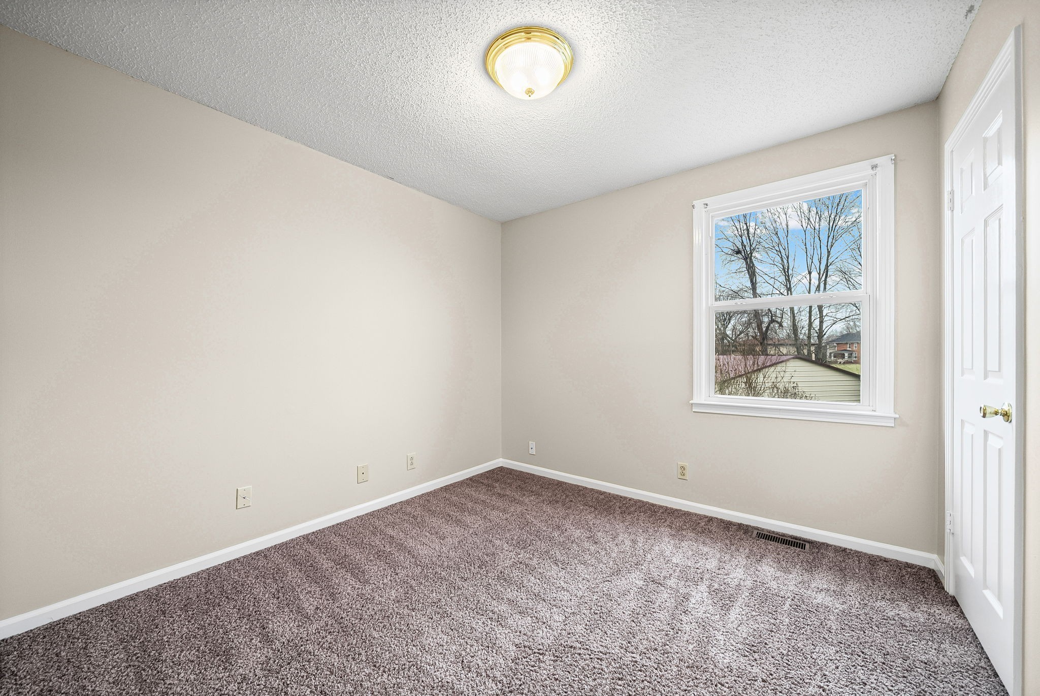 1128 Tobacco Road Clarksville, TN 37042 - Photo 15 of 33