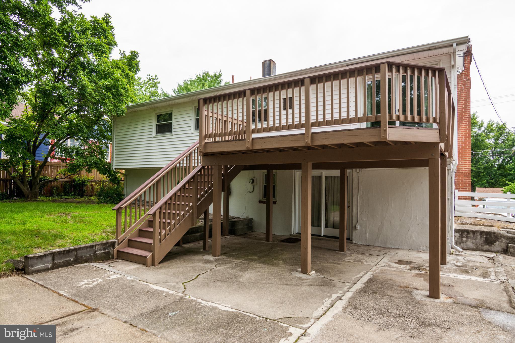 14130 Grayson Road Woodbridge, VA 22191 - Photo 29 of 30 Exterior (Rear)
