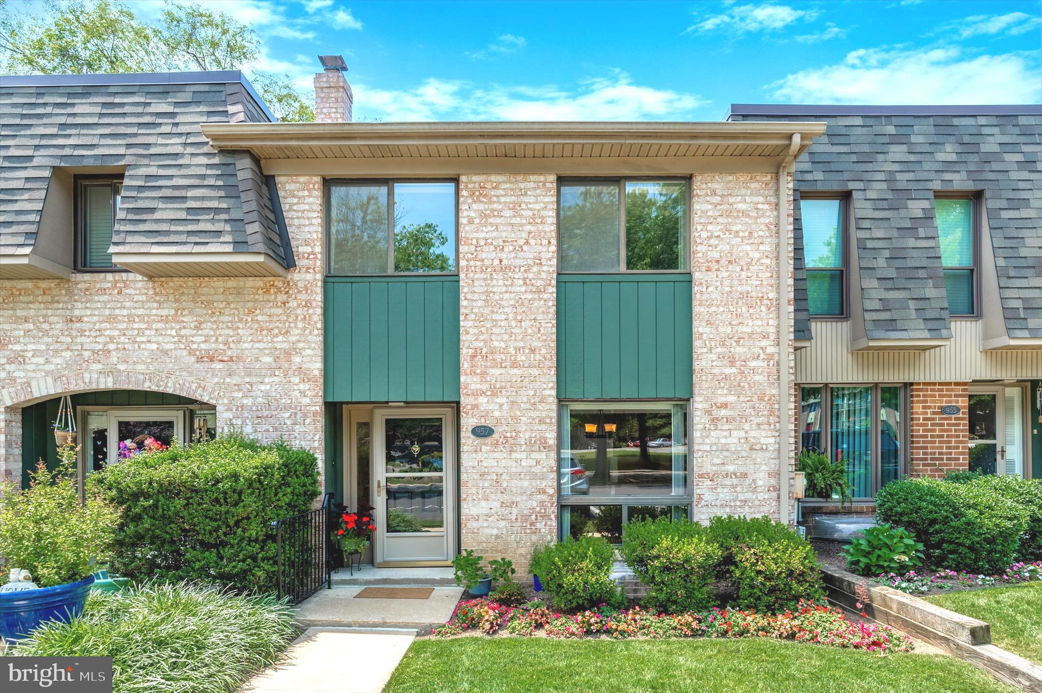 957 Putnam Boulevard Wallingford, PA 19086 - Photo 1 of 14 Main Entrance