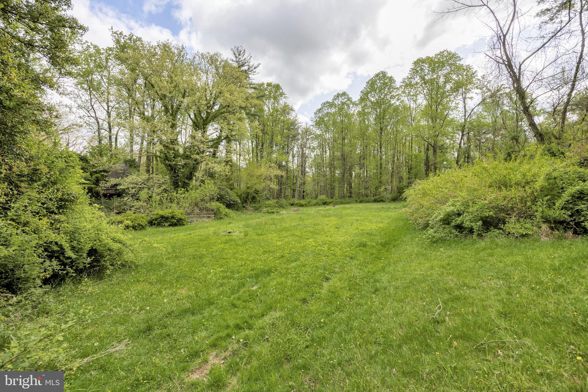 1651 Ridge Road Pottstown, PA 19465 - Photo 25 of 29 Gallery Image 25