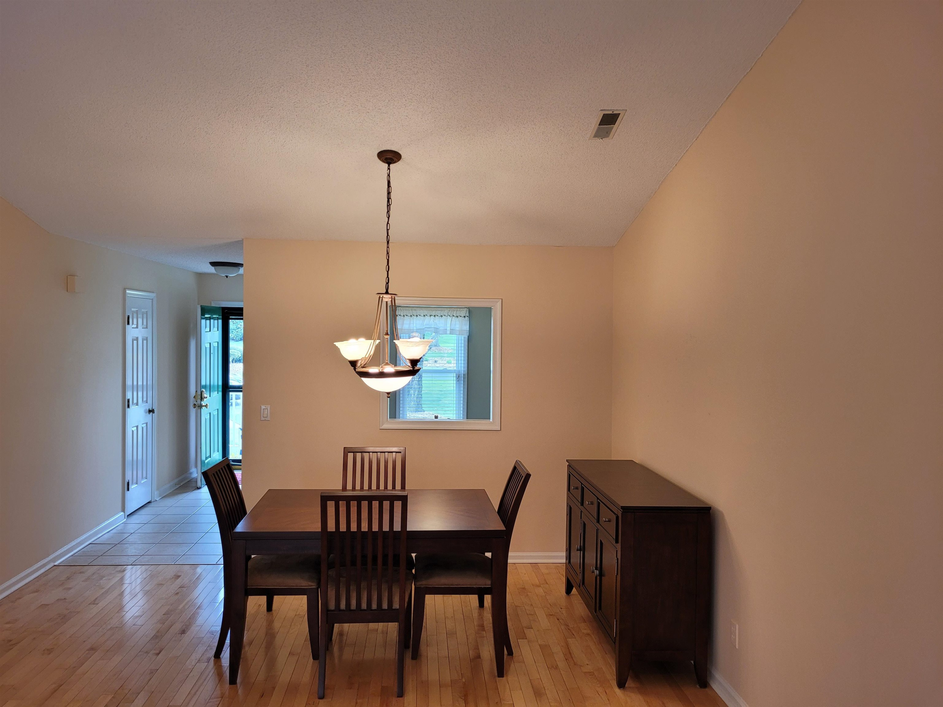 2612 Cottage Circle Raleigh, NC 27613 - Photo 11 of 25 Photo 11