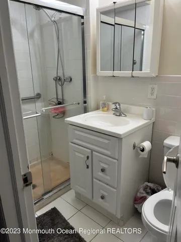 $1,800 | 65 Cedar Avenue, Unit A5, Long Branch, NJ 07740