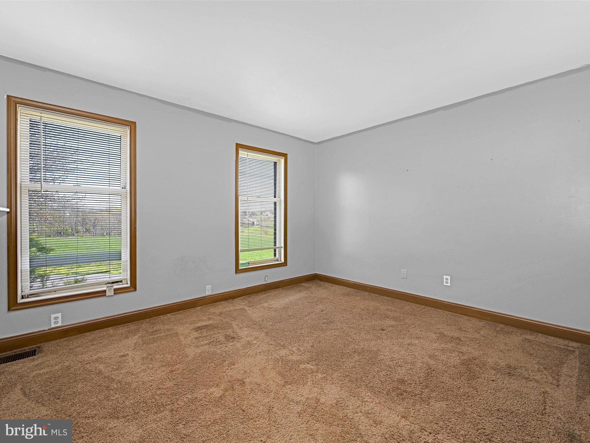 2702 Shumaker Road Manheim, PA 17545 - Photo 13 of 27