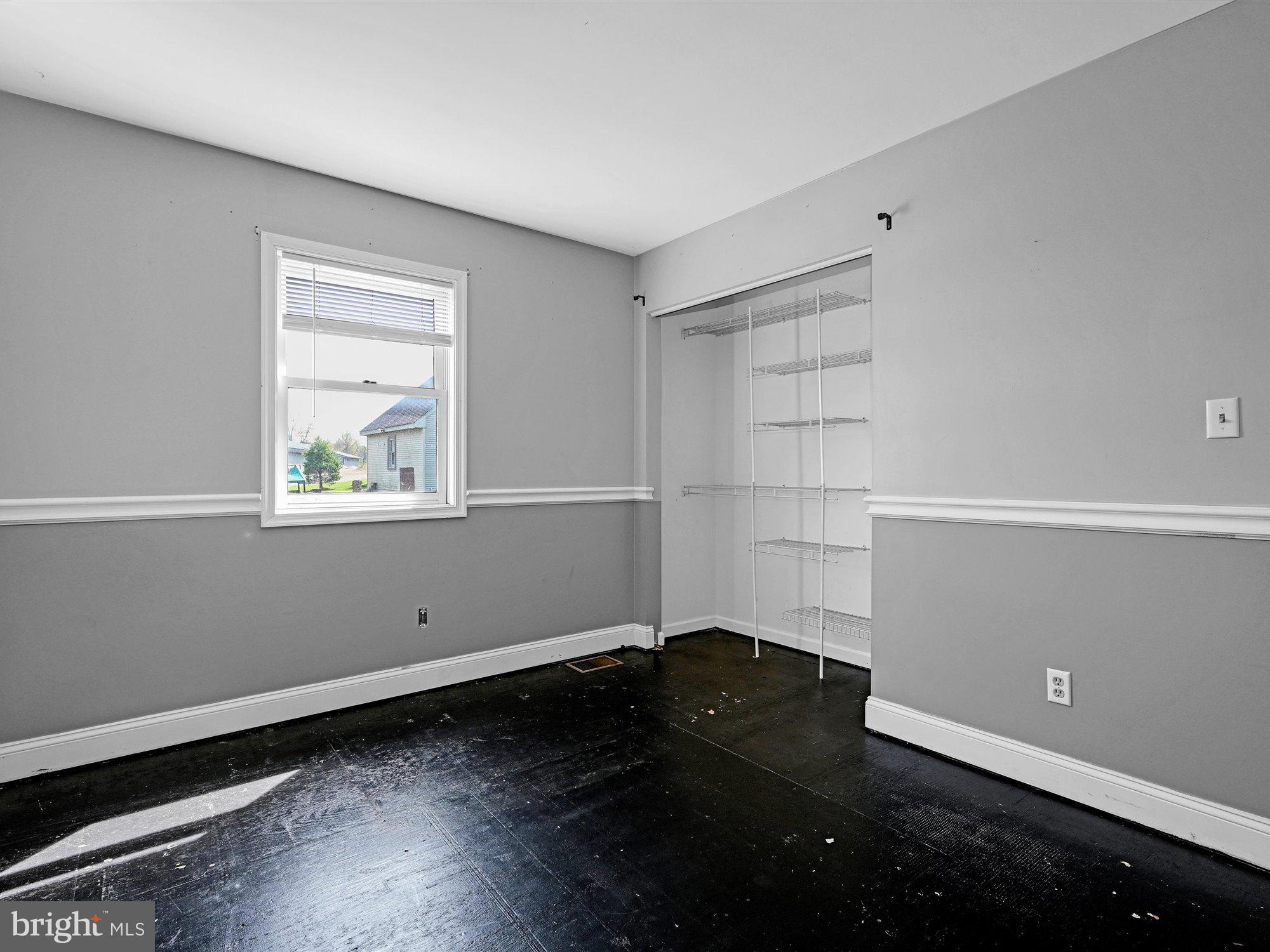 2702 Shumaker Road Manheim, PA 17545 - Photo 15 of 27