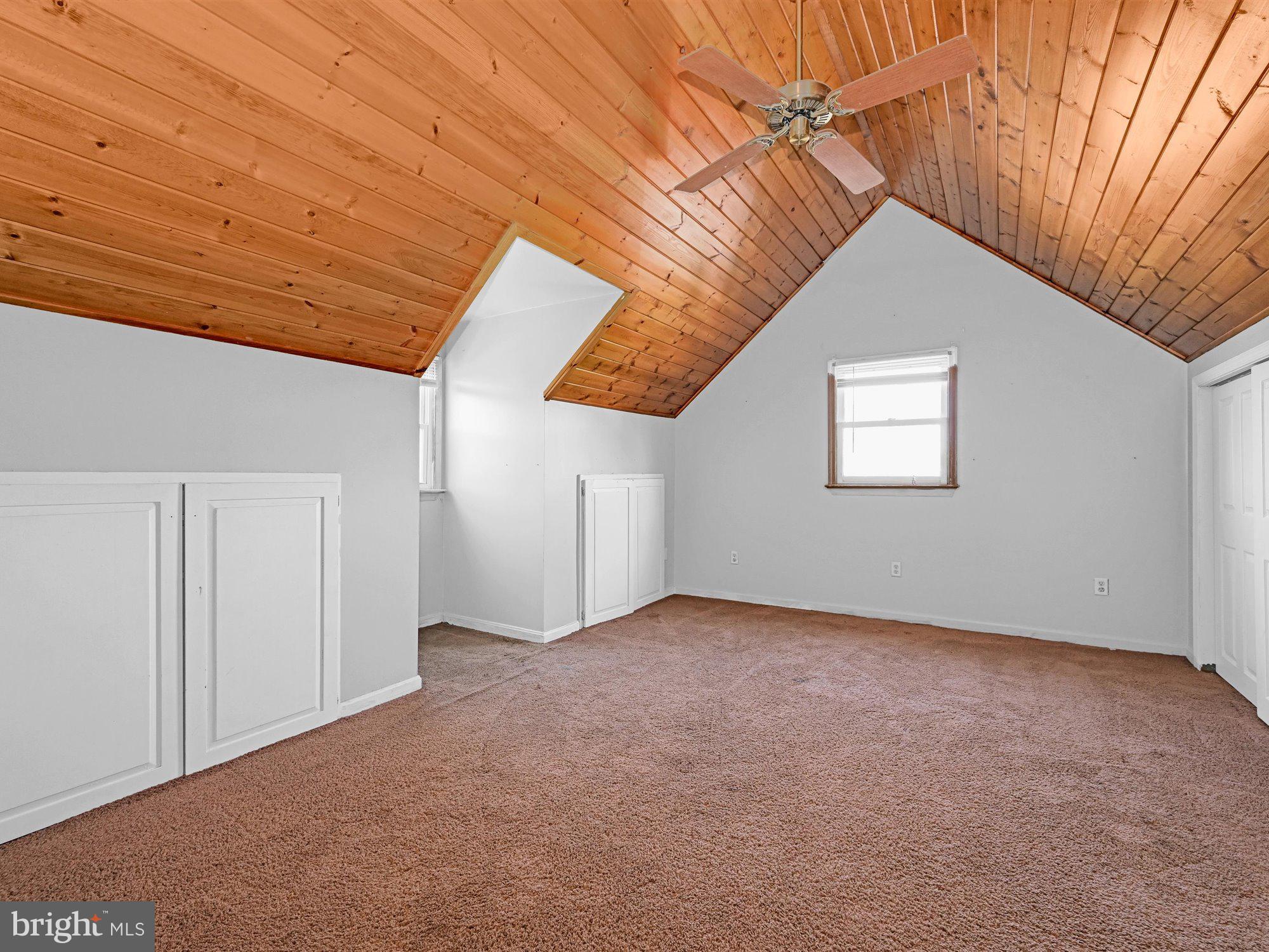2702 Shumaker Road Manheim, PA 17545 - Photo 16 of 27