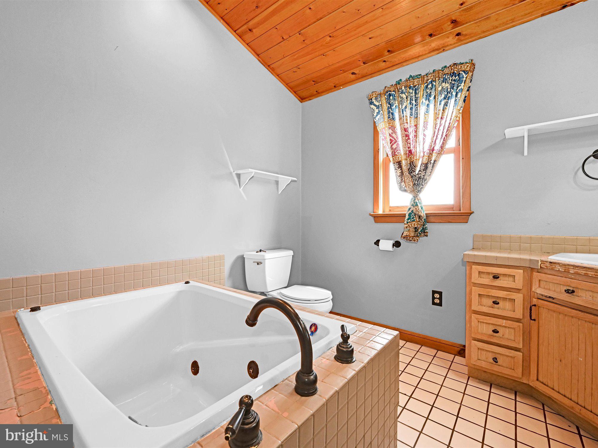 2702 Shumaker Road Manheim, PA 17545 - Photo 21 of 27