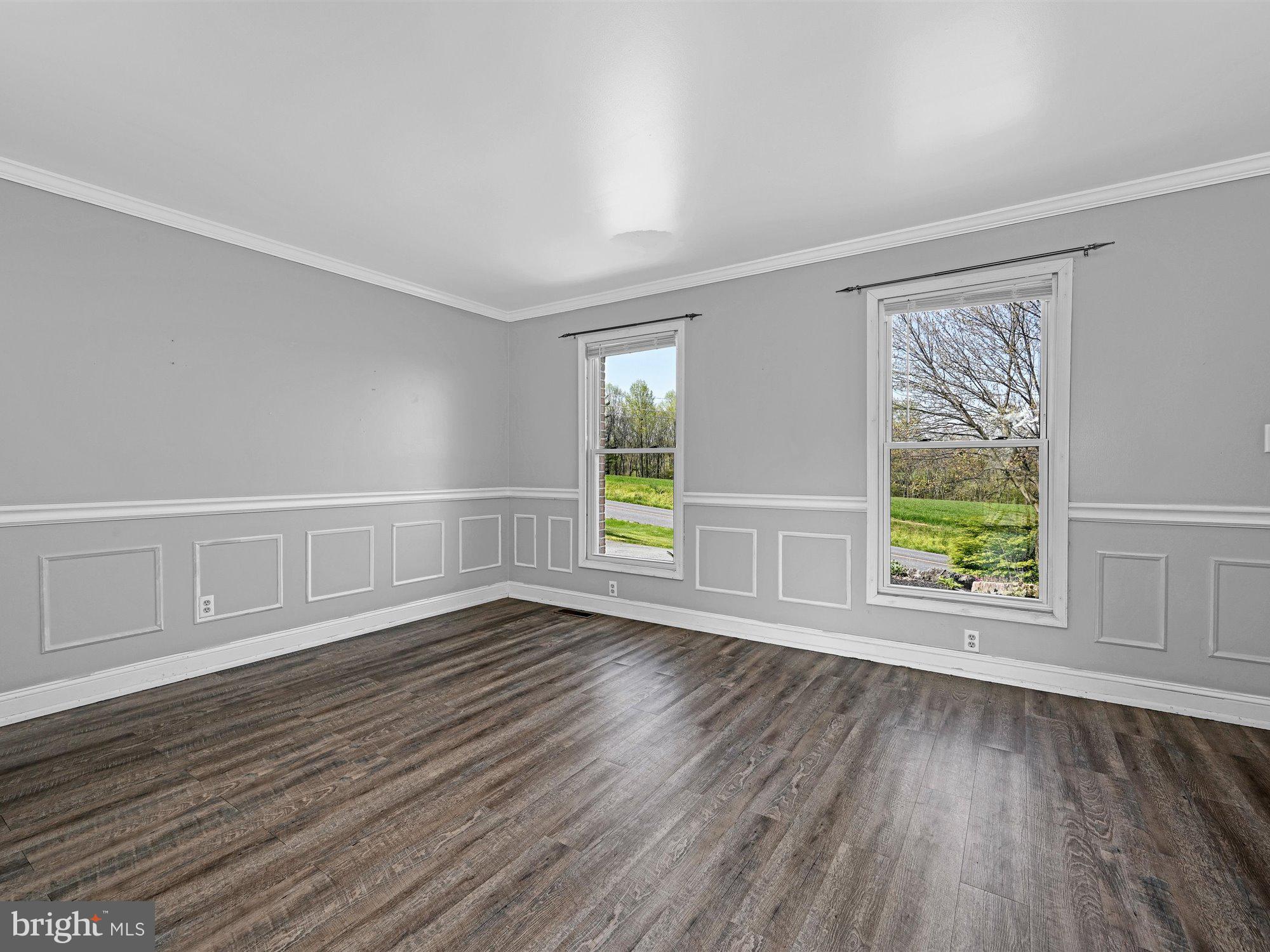 2702 Shumaker Road Manheim, PA 17545 - Photo 4 of 27