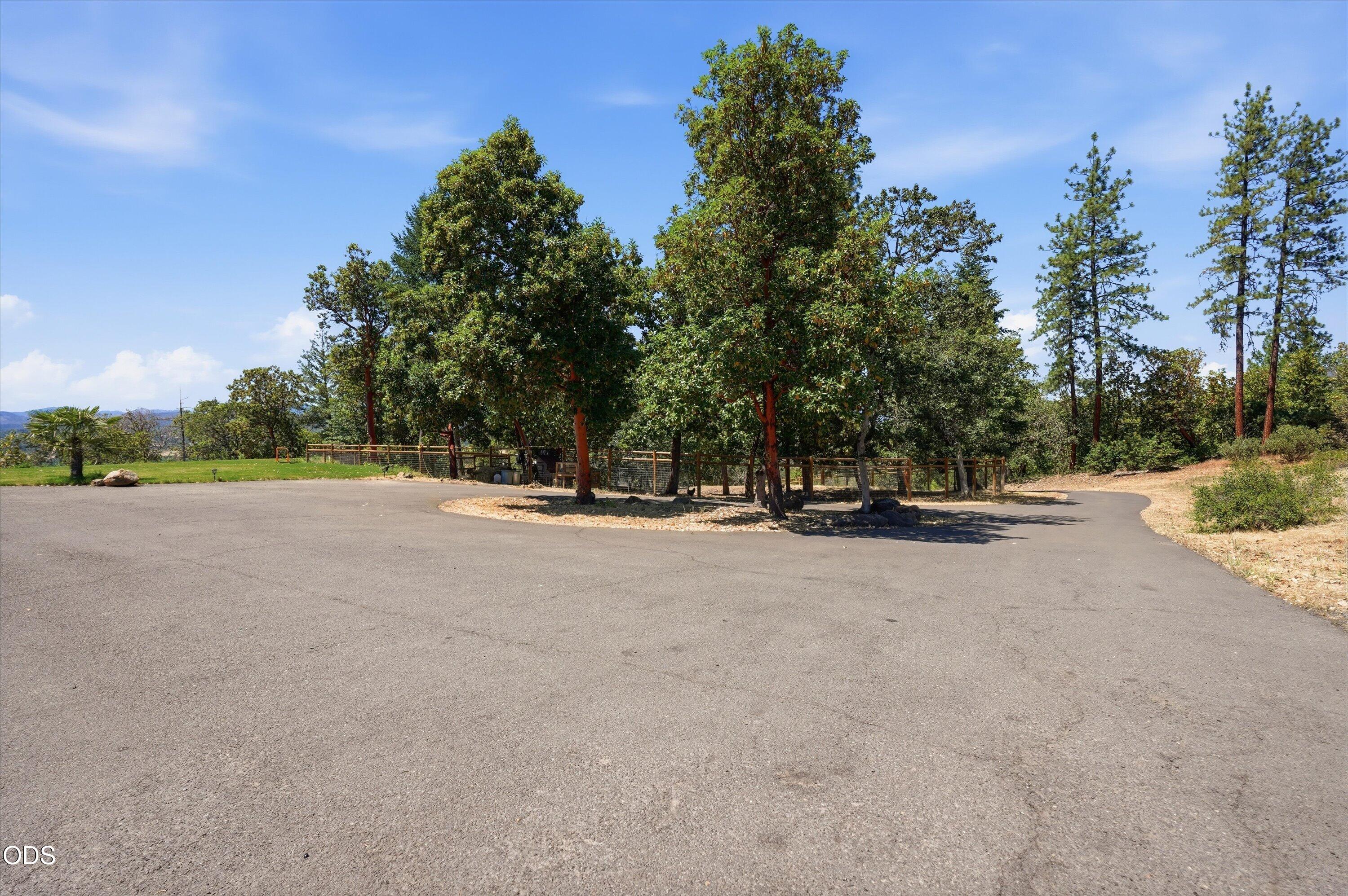 15202 Richards Way Eagle Point, OR 97524 - Photo 122 of 129