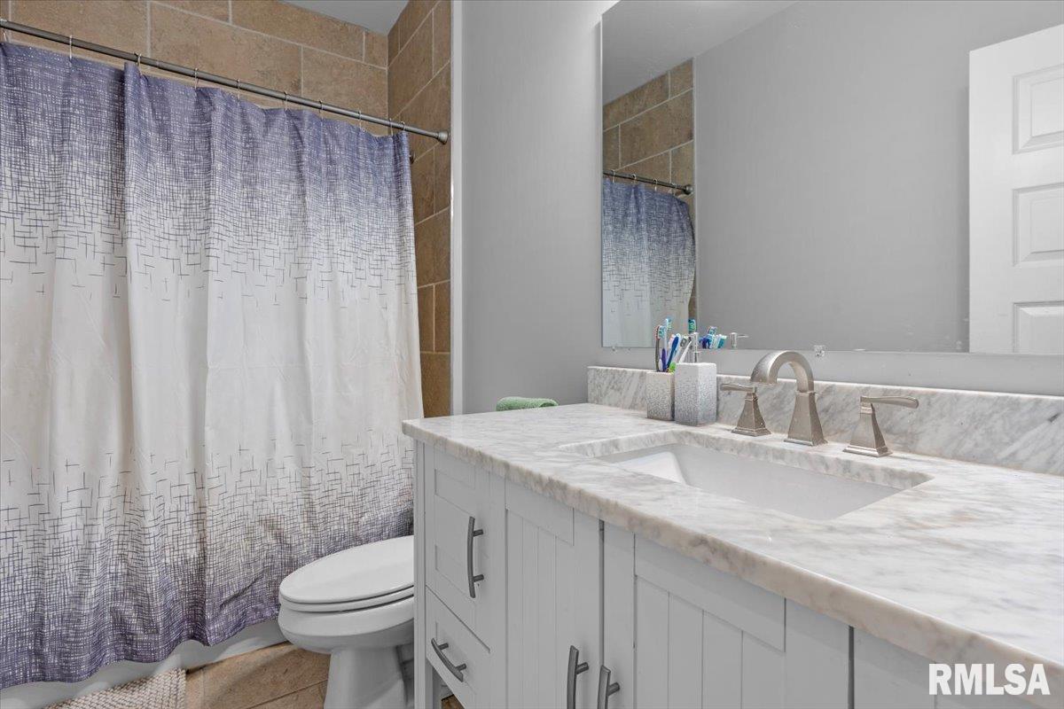 302 Harbor Point Place Springfield, IL 62712 - Photo 19 of 38 Gallery Image 19