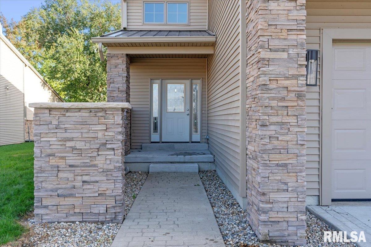 302 Harbor Point Place Springfield, IL 62712 - Photo 3 of 38 Gallery Image 3