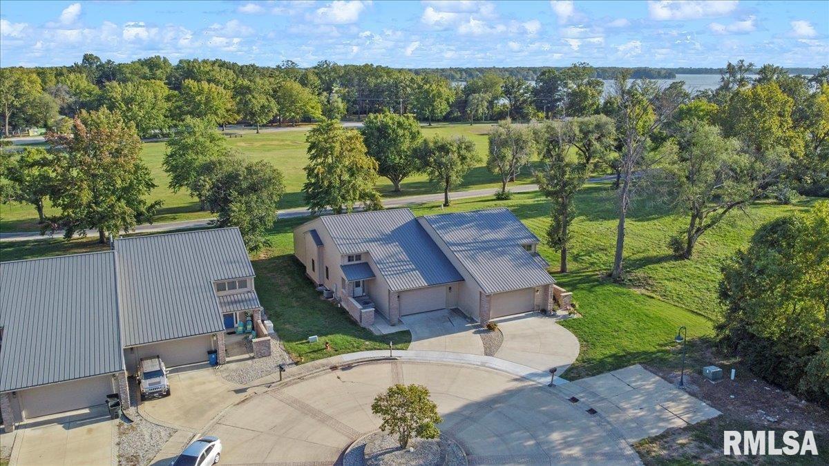 302 Harbor Point Place Springfield, IL 62712 - Photo 5 of 38 Gallery Image 5