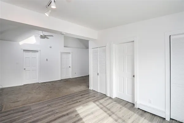 $3,150 | 75 Maxwell Avenue, Unit B, Oyster Bay, NY 11771