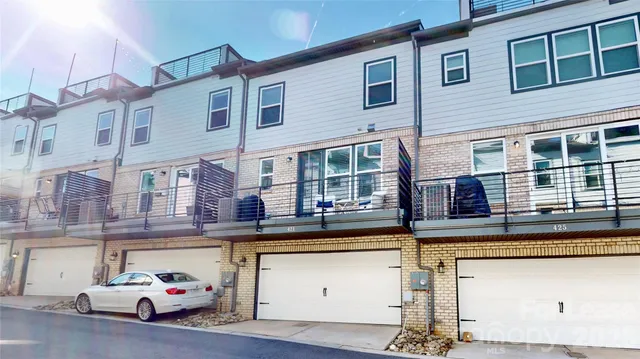 a car parked in front of a building