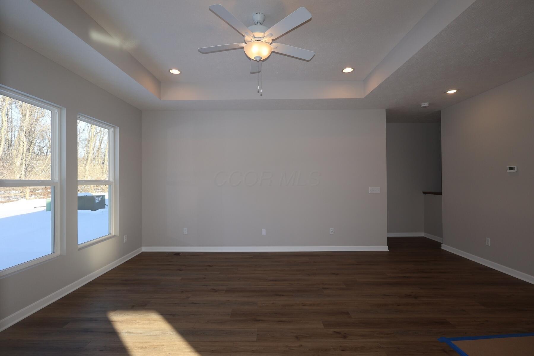 116 Ruby Road Pataskala, OH 43062 - Photo 5 of 22 Living Room