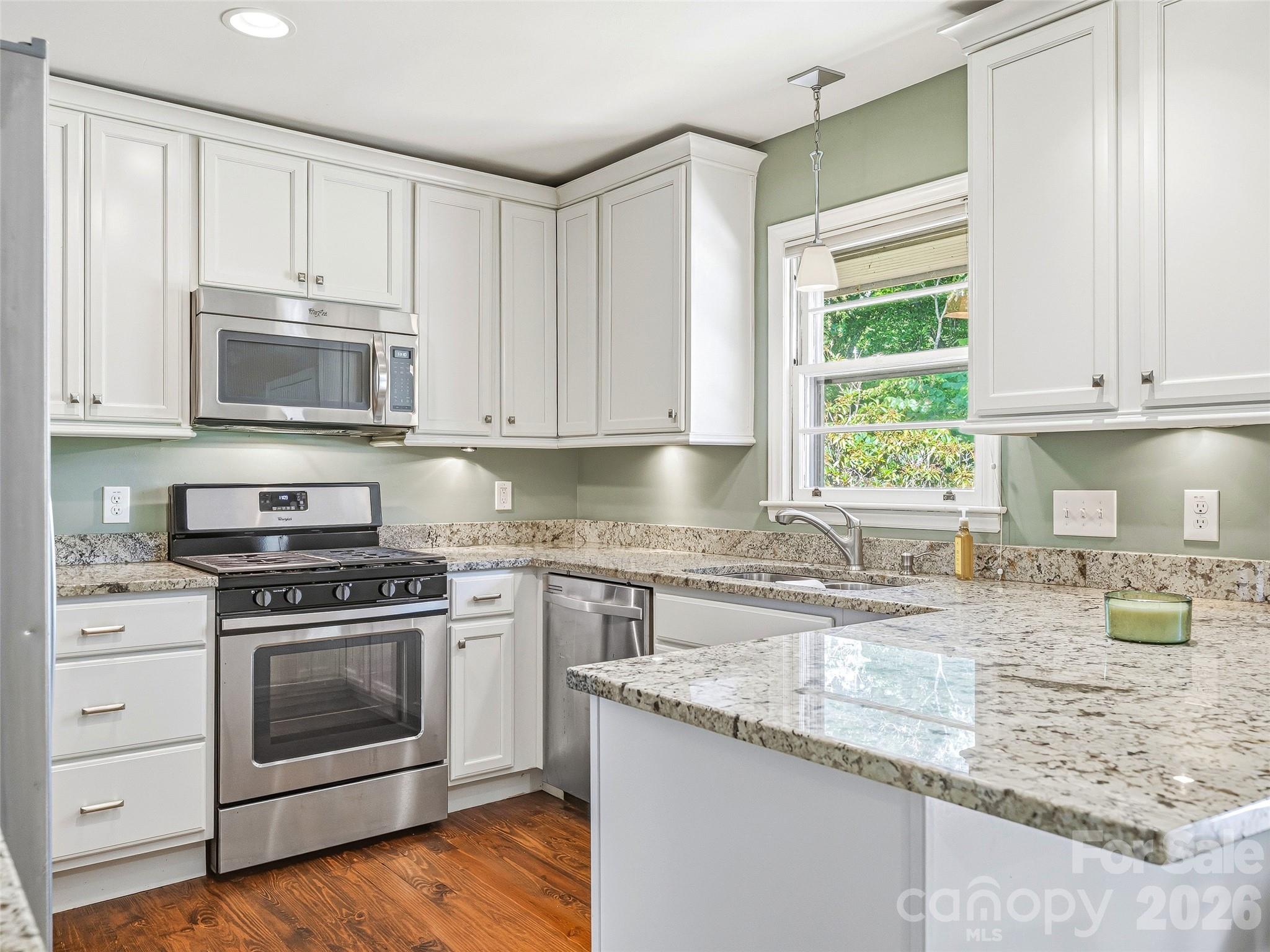 66 Hampden Road Asheville, NC 28805 - Photo 16 of 43