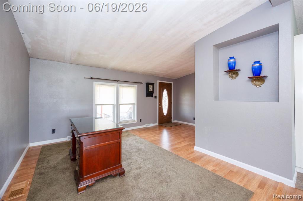 7860 War Road Newport, MI 48166 - Photo 13 of 47