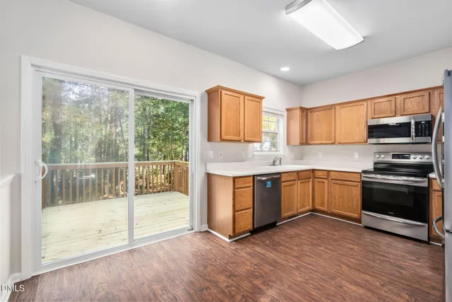 $415,000 | 201 Holmby Court, Holly Springs, NC 27540