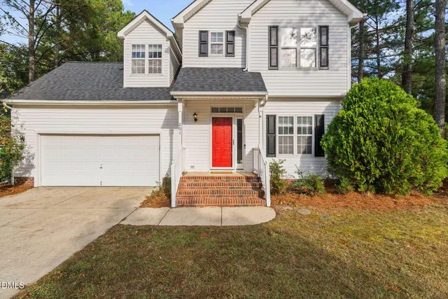 $415,000 | 201 Holmby Court, Holly Springs, NC 27540