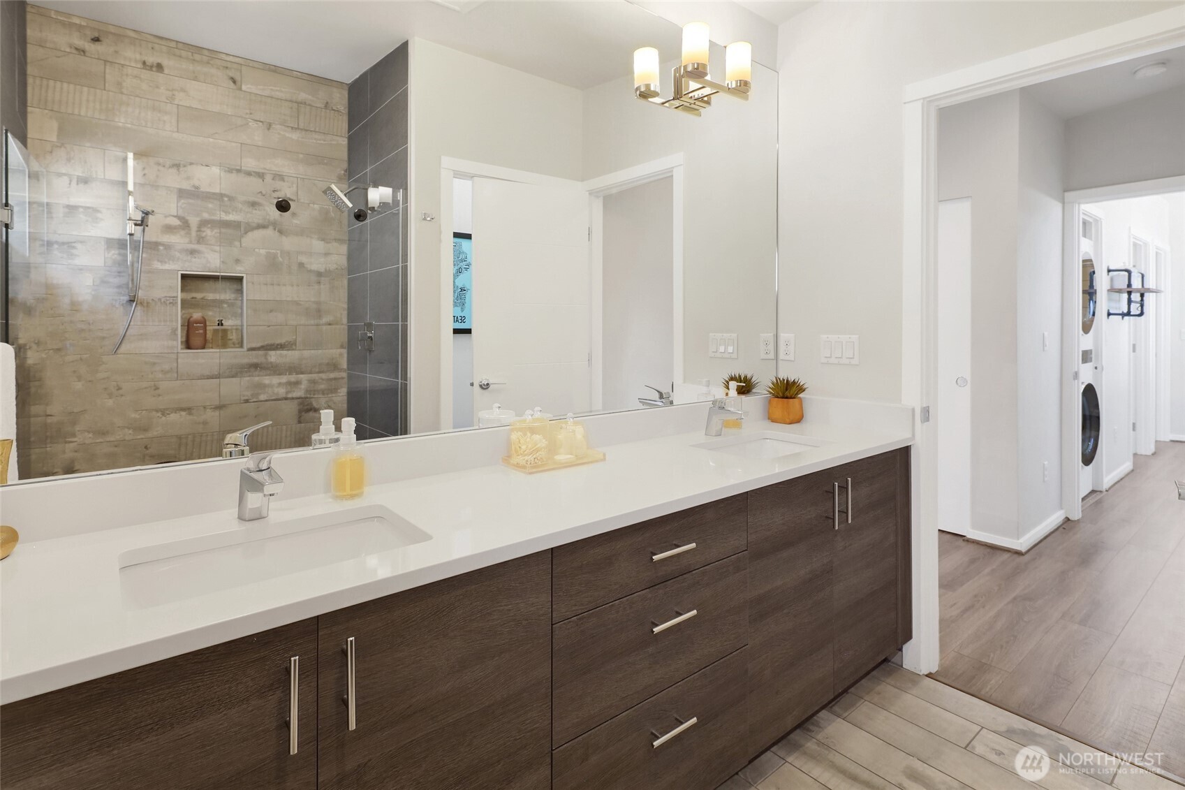 8141 Delridge Way Southwest Seattle, WA 98106 - Photo 17 of 38 Gallery Image 17