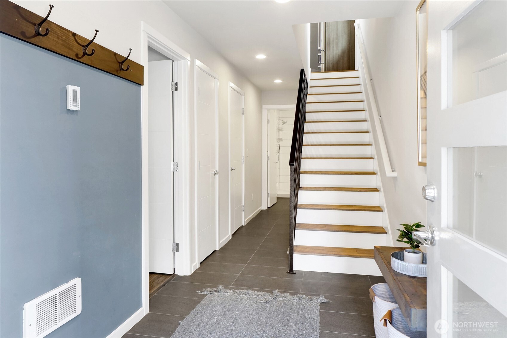 8141 Delridge Way Southwest Seattle, WA 98106 - Photo 26 of 38 Gallery Image 26