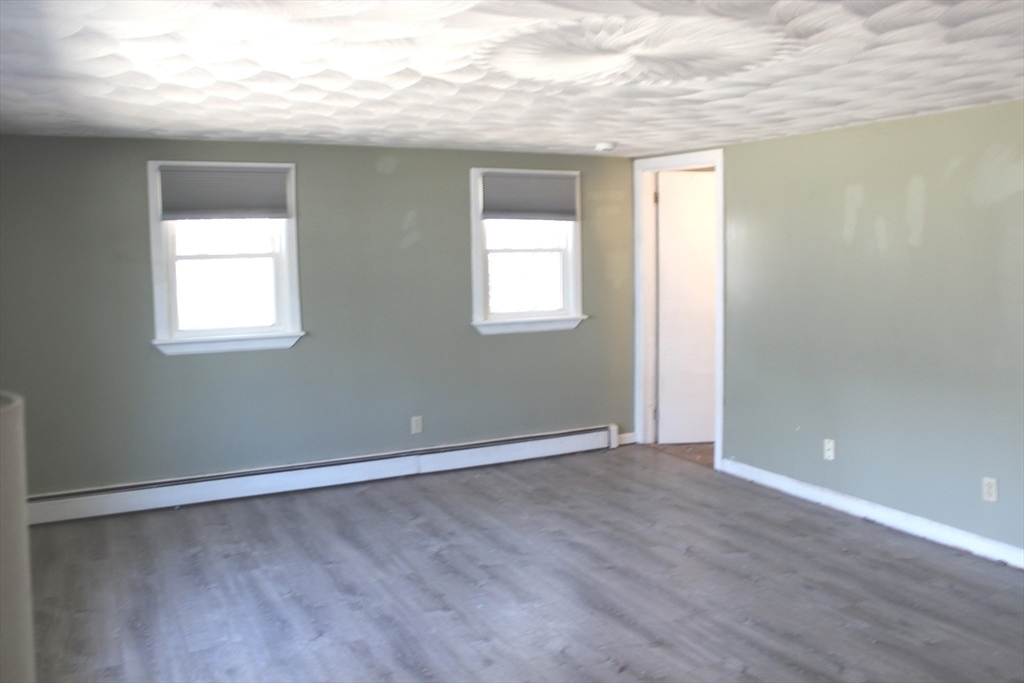 35 Nashoba Road Charlton, MA 01507 - Photo 8 of 22