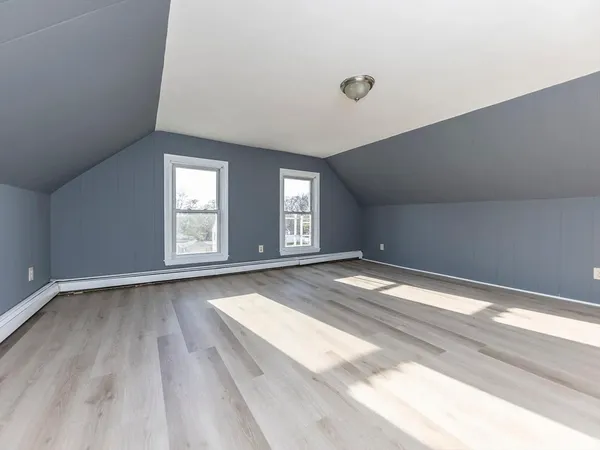 $2,175 | 10 Clinton Street, Unit 5, Taunton, MA 02780