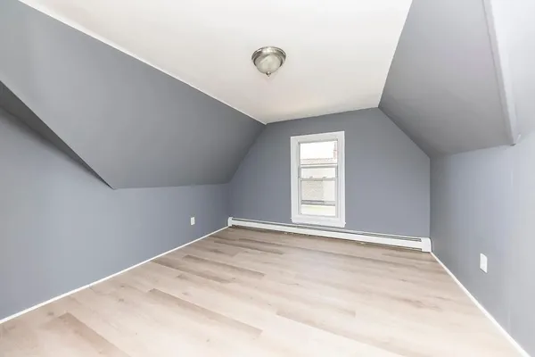 $2,100 | 10 Clinton Street, Unit 5, Taunton, MA 02780