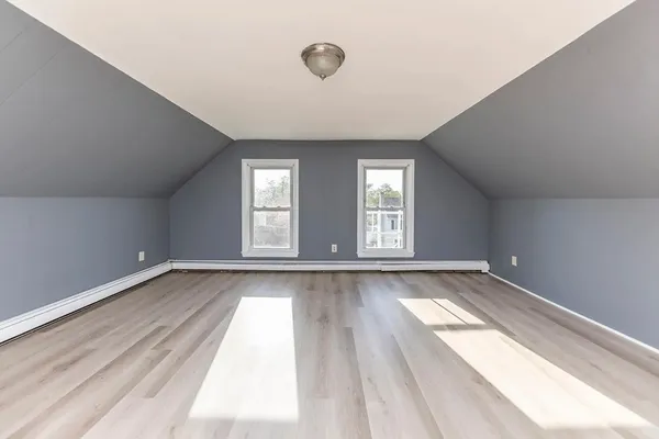 $2,100 | 10 Clinton Street, Unit 5, Taunton, MA 02780