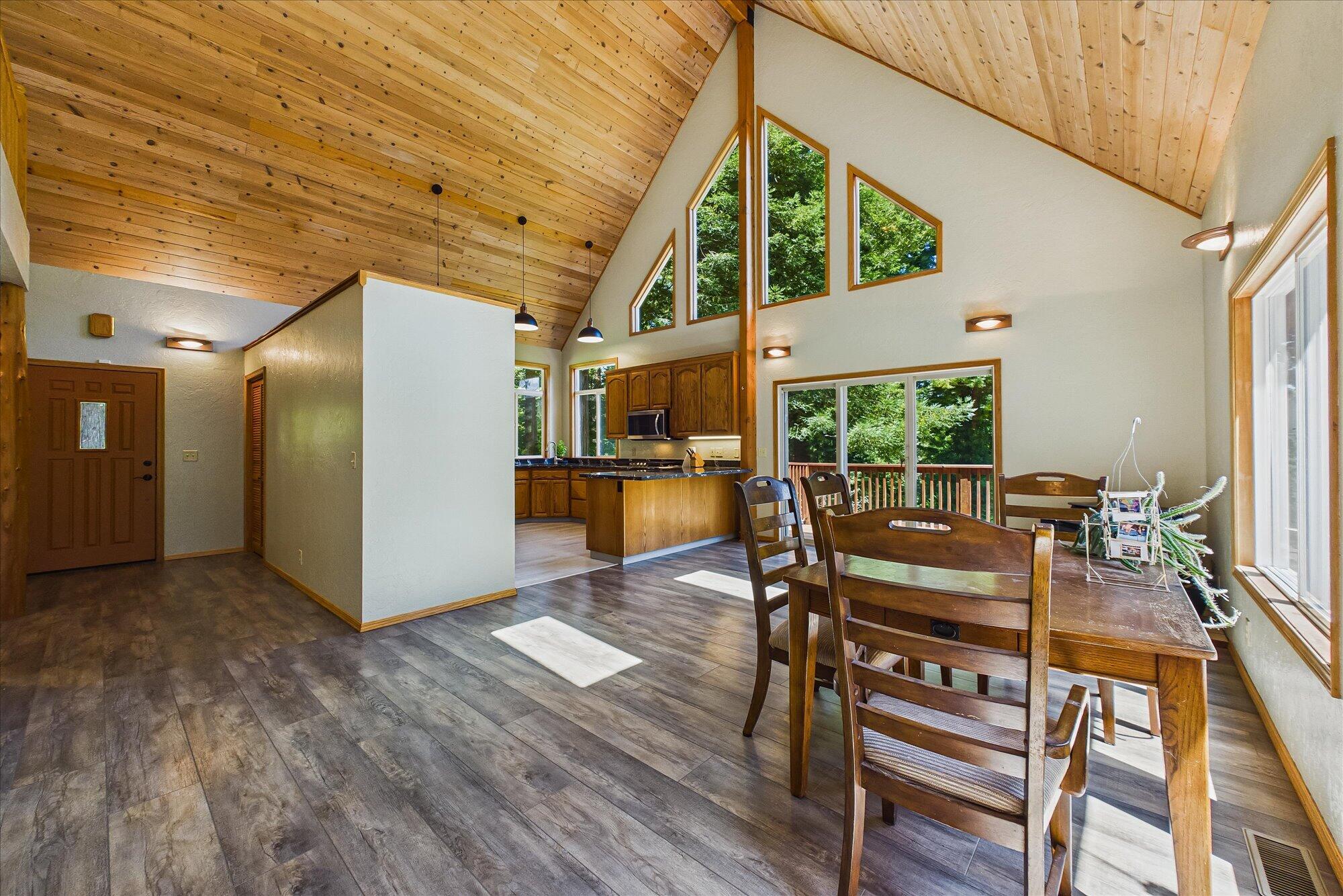 3167 Pigeon Point Road Eureka, CA 95503 - Photo 11 of 62 Gallery Image 11