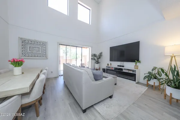 $264,900 | 913 North Balachai Lane, Tucson, AZ 85748
