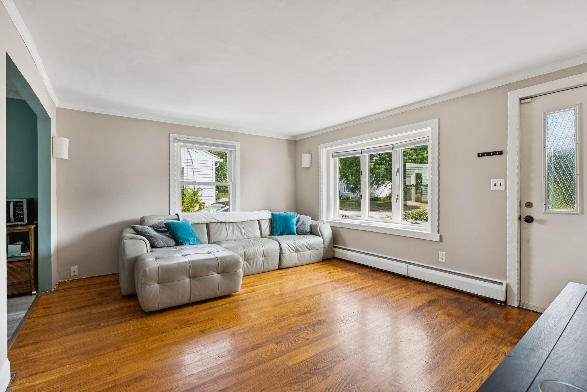 336 Ray Street Portland, ME 04103 - Photo 5 of 22 10_DSC07286