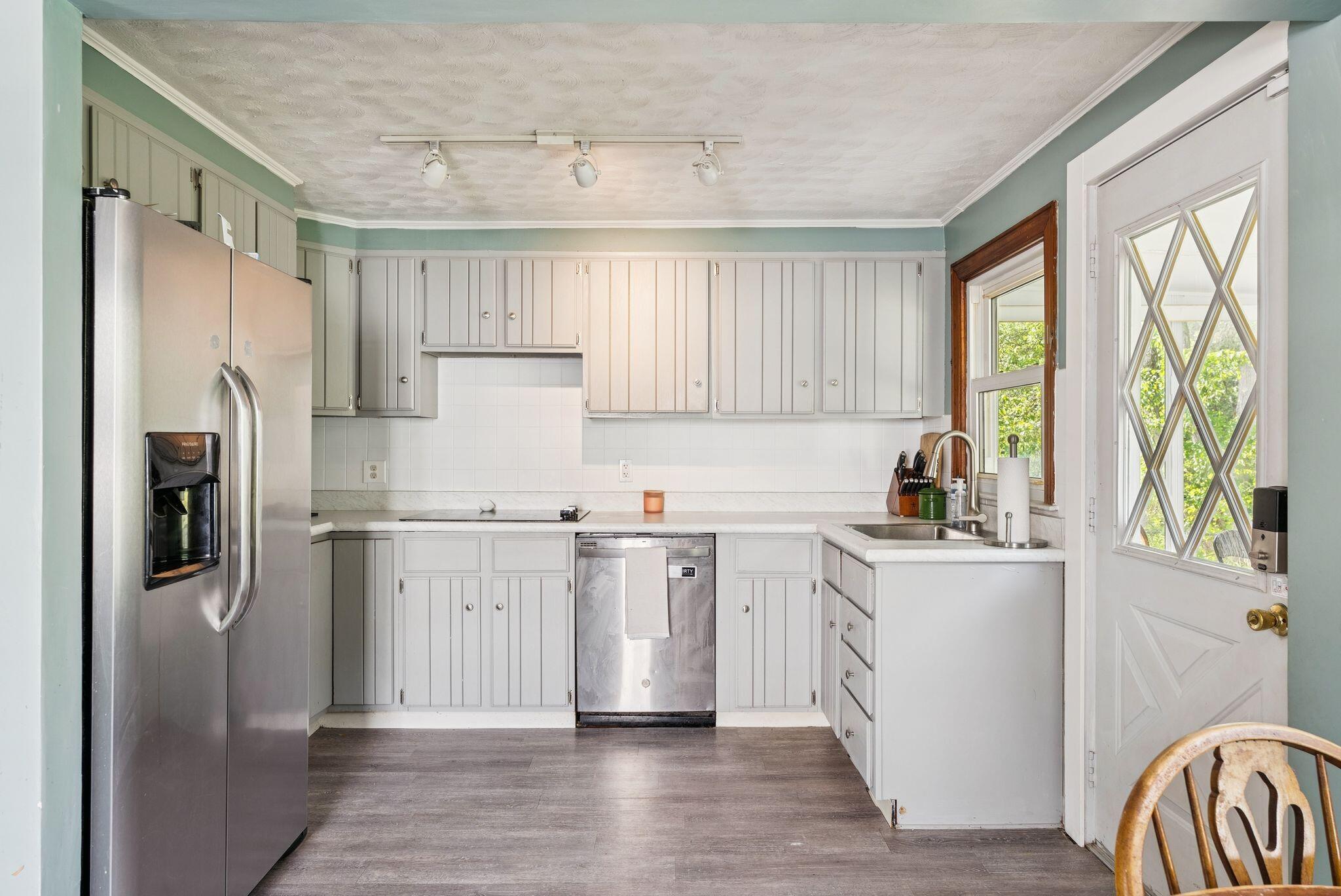 336 Ray Street Portland, ME 04103 - Photo 8 of 22 14_DSC07306