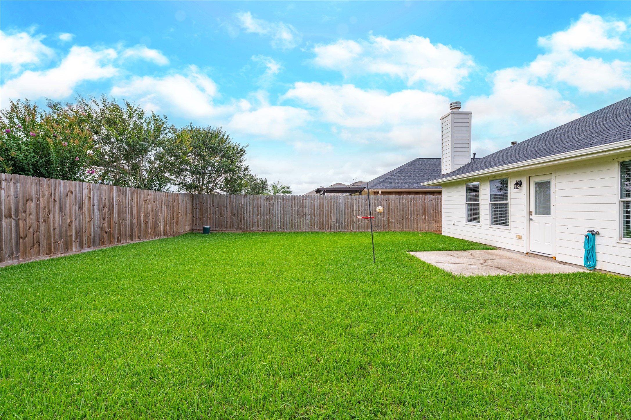 129 Rustic Colony Lane Dickinson, TX 77539 - Photo 29 of 33