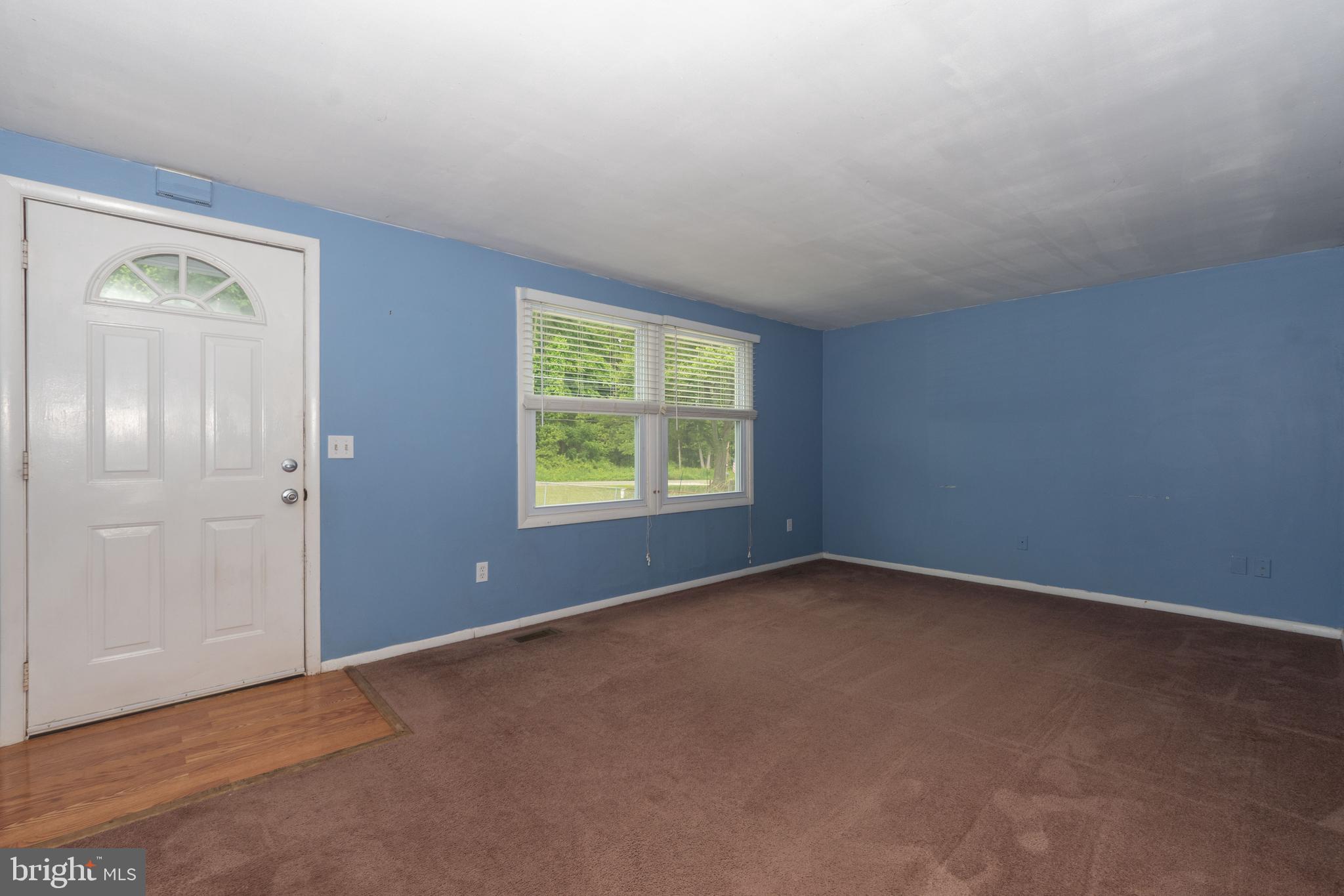 56 Johnstown Road Elkton, MD 21921 - Photo 3 of 25 Living Room