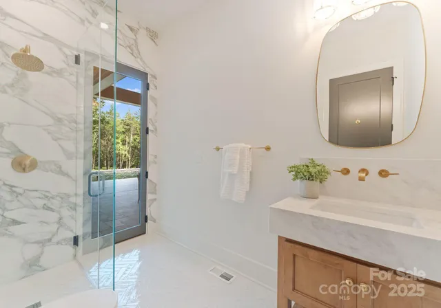 $8,195,000 | 15037 June Washam Road, Davidson, NC 28036