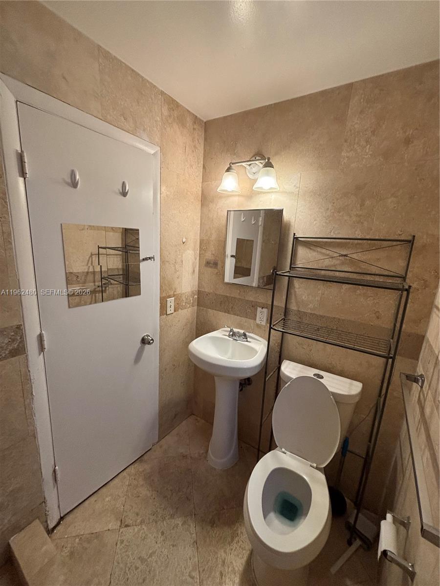 1522 Meridian Avenue, Unit 6 Miami Beach, FL 33139 - Photo 6 of 9