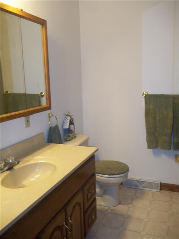1767 Georgetown Road Volant, PA 16156 - Photo 17 of 22