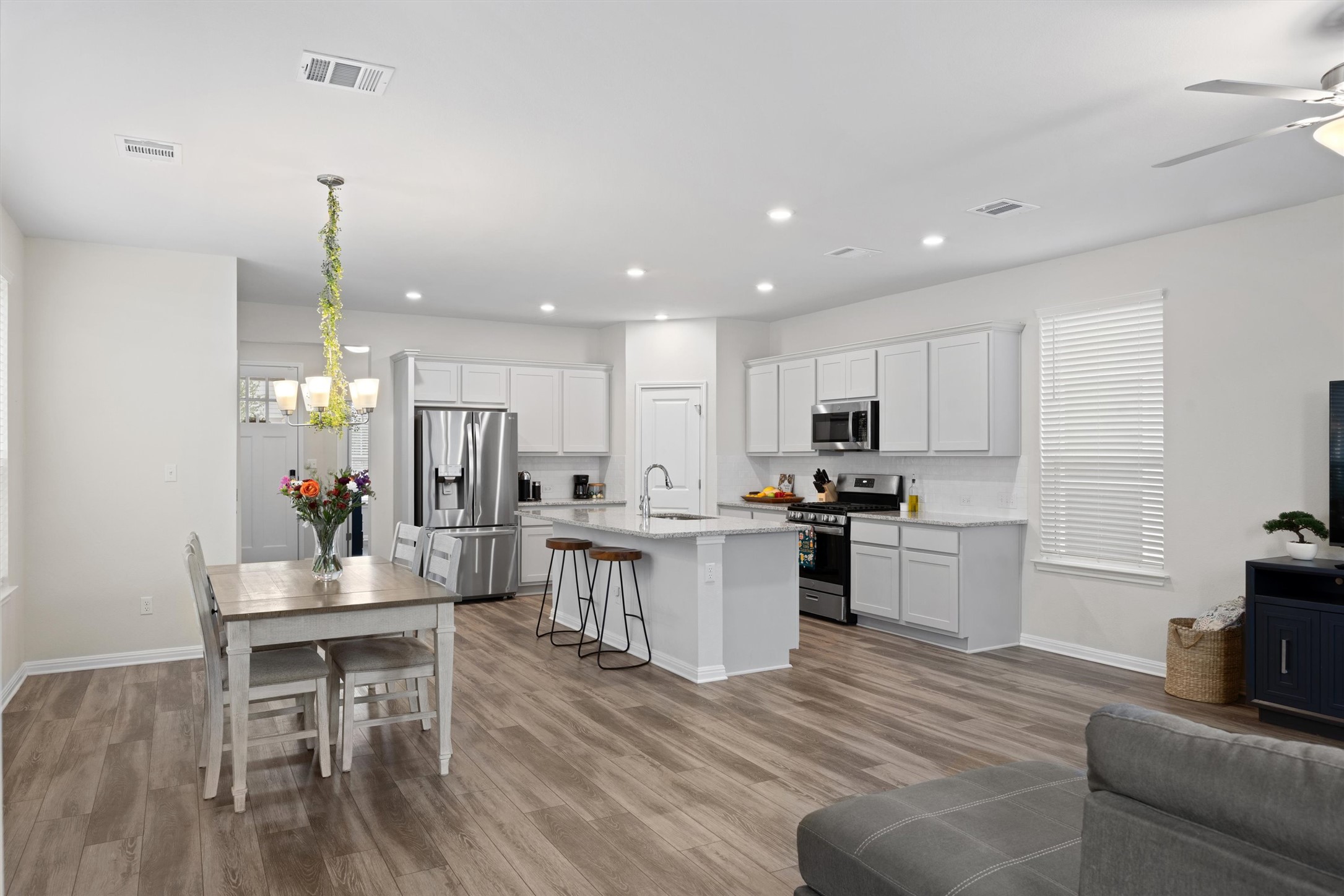 313 Toddy Way Leander, TX 78641 - Photo 14 of 40