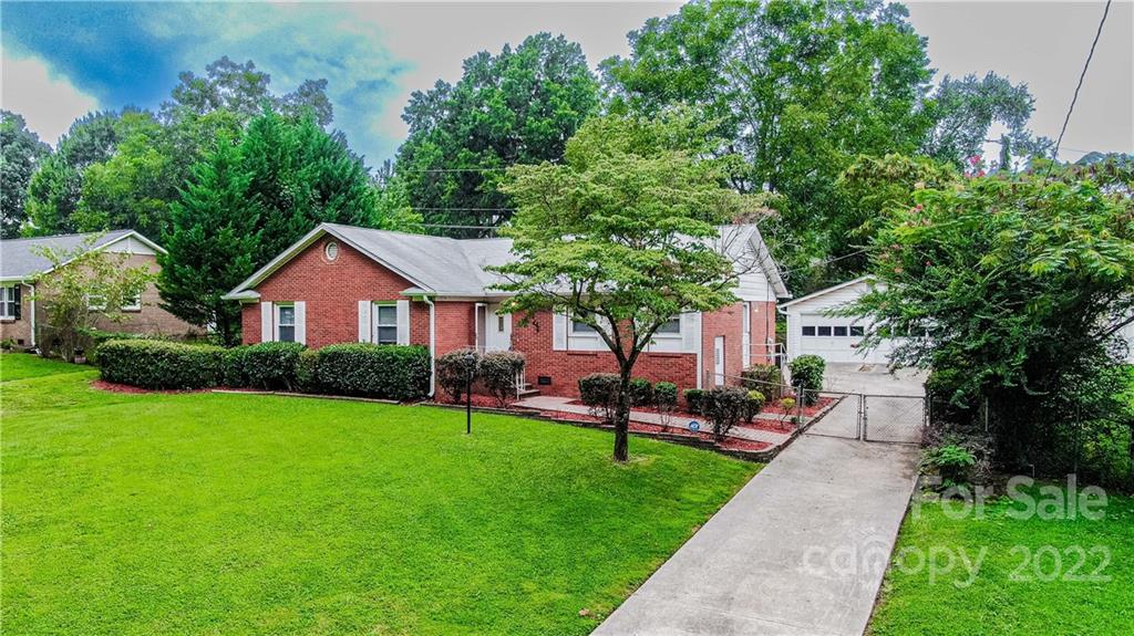 3301 Valley Grove Road Charlotte, NC 28227 - Photo 1 of 32 Gallery Image 1