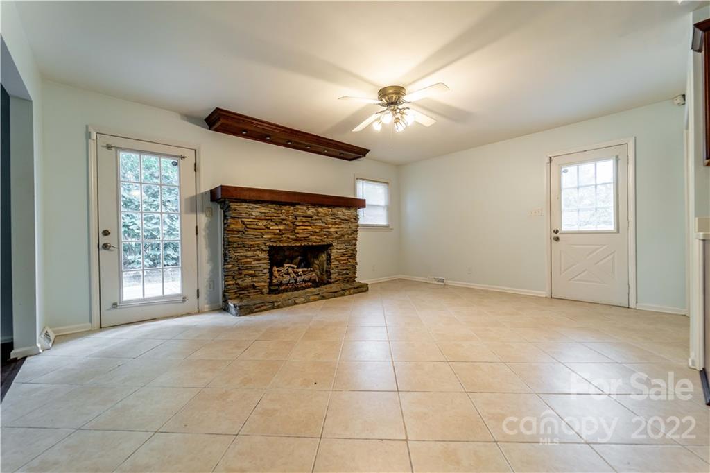 3301 Valley Grove Road Charlotte, NC 28227 - Photo 13 of 32 Gallery Image 13