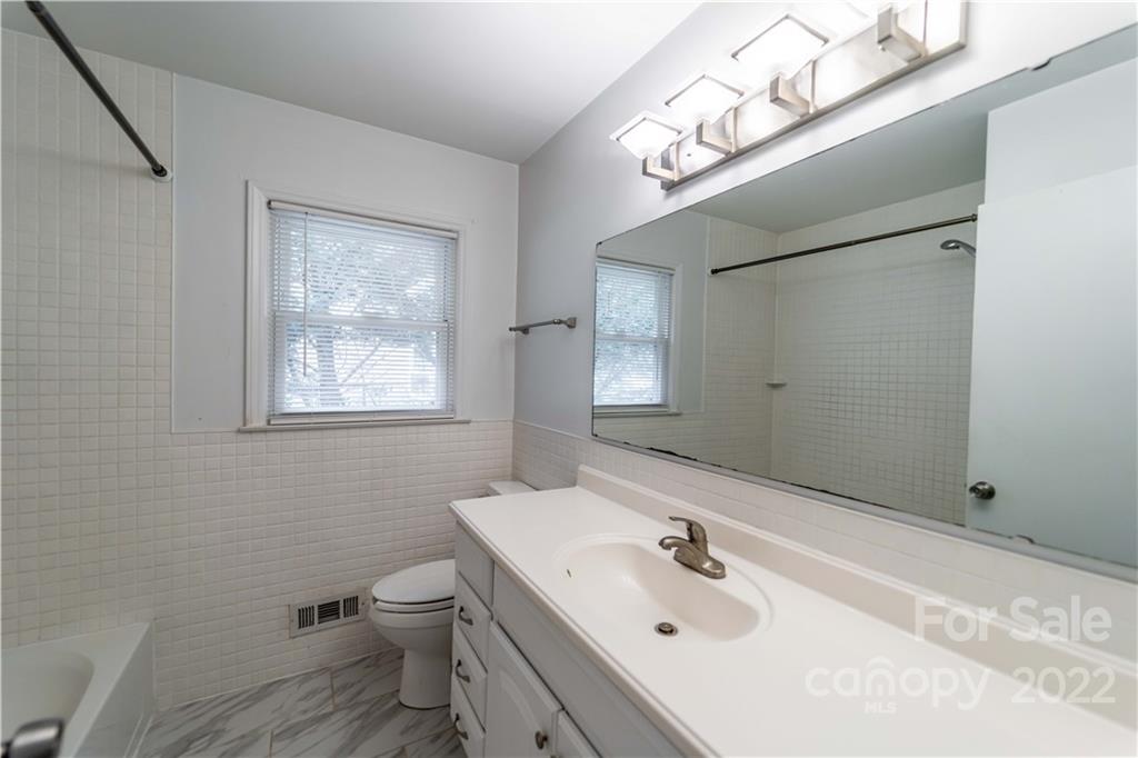 3301 Valley Grove Road Charlotte, NC 28227 - Photo 24 of 32 Gallery Image 24