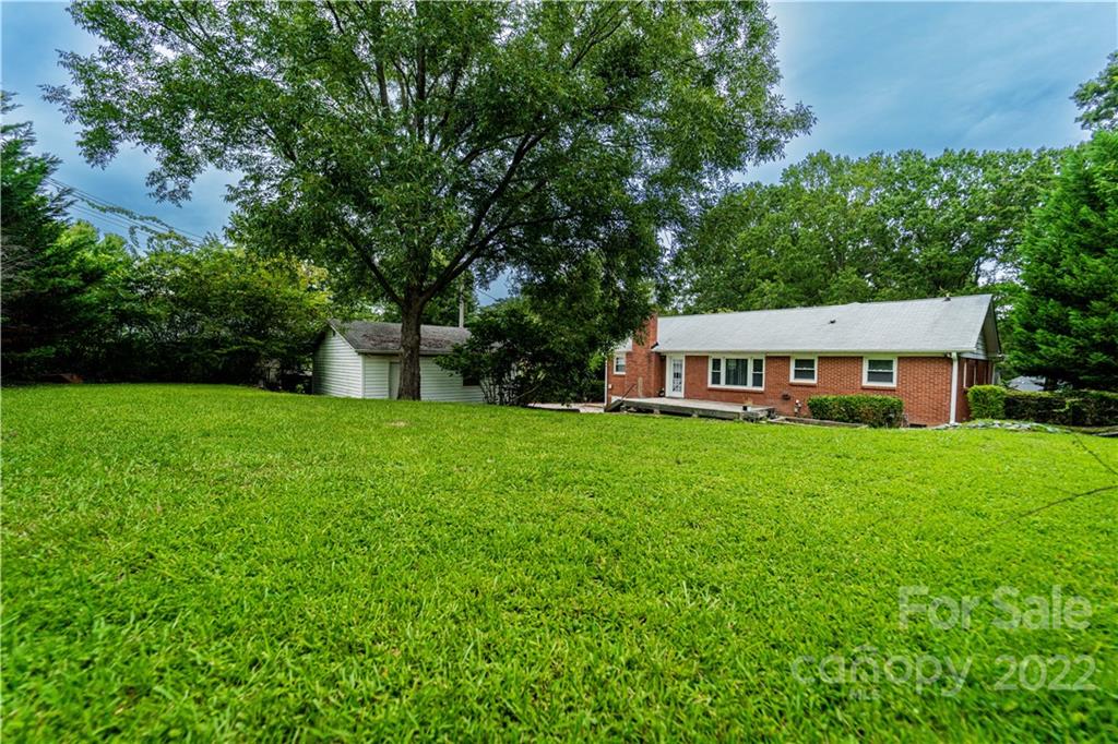 3301 Valley Grove Road Charlotte, NC 28227 - Photo 7 of 32 Gallery Image 7