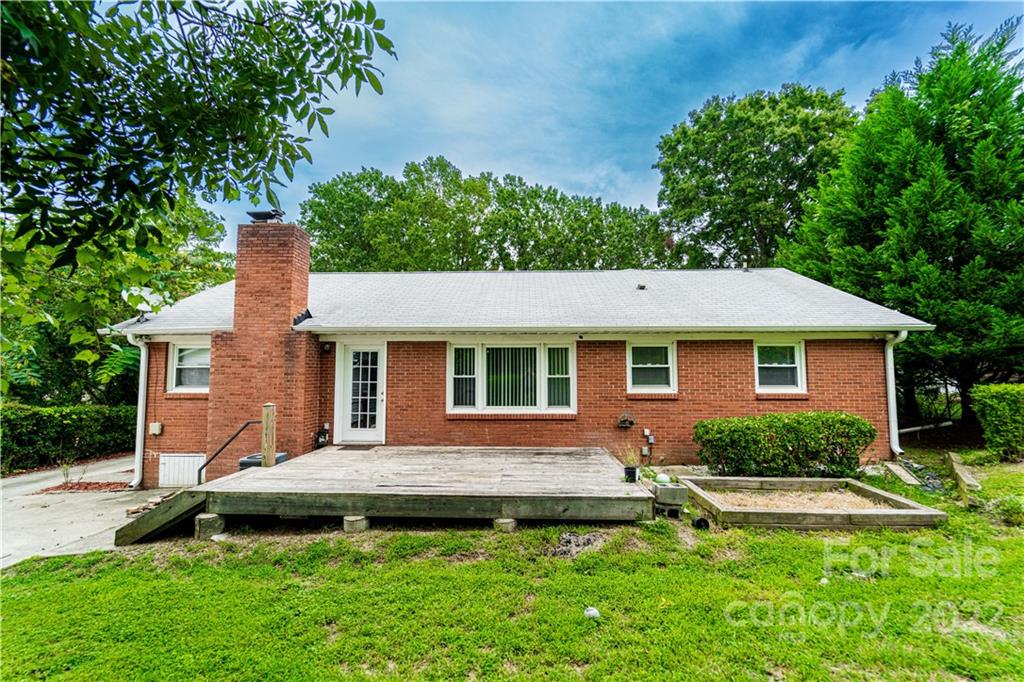 3301 Valley Grove Road Charlotte, NC 28227 - Photo 8 of 32 Gallery Image 8