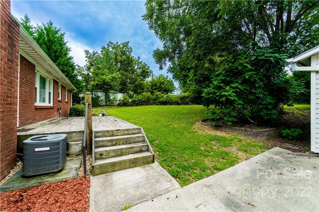 3301 Valley Grove Road Charlotte, NC 28227 - Photo 9 of 32 Gallery Image 9