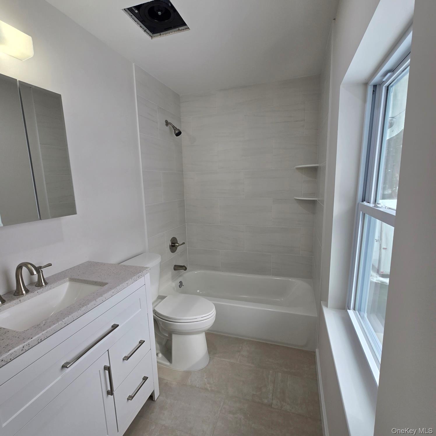 37 Gould Road Centereach, NY 11720 - Photo 17 of 22