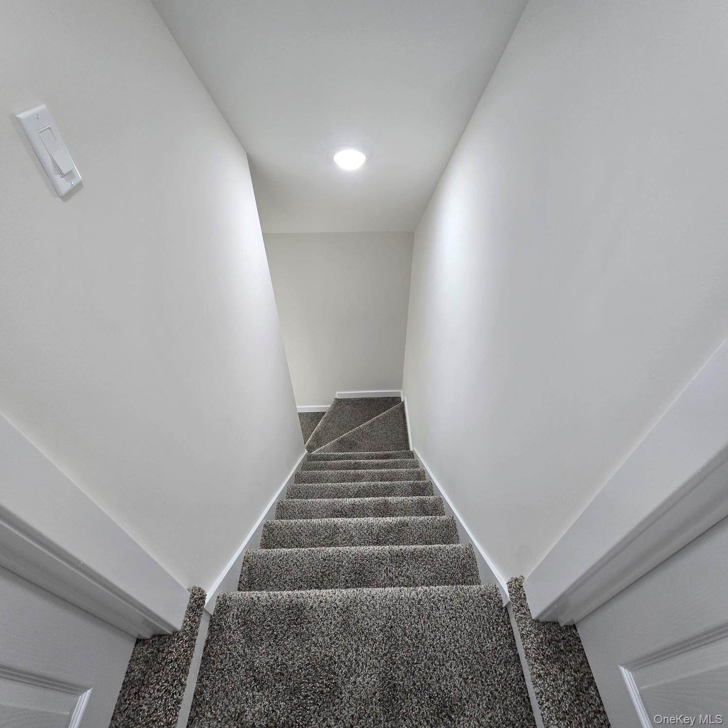 37 Gould Road Centereach, NY 11720 - Photo 18 of 22